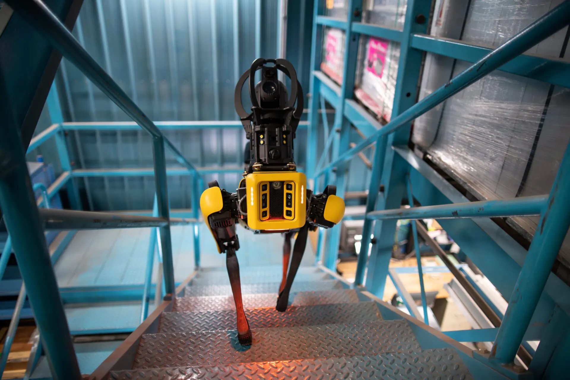 四足歩行ロボット『Spot®』ー Boston Dynamics - 株式会社東北