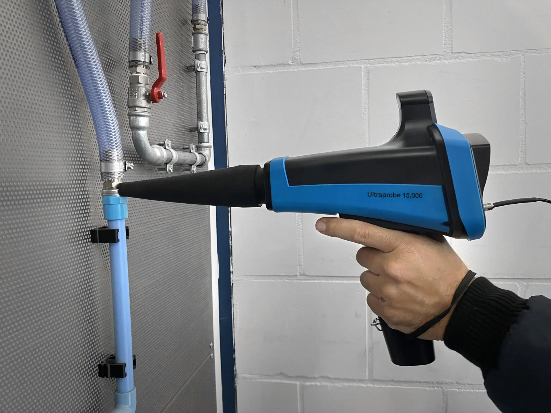 可搬型超音波設備診断装置『ULTRAPROBE®15000』 - 株式会社東北