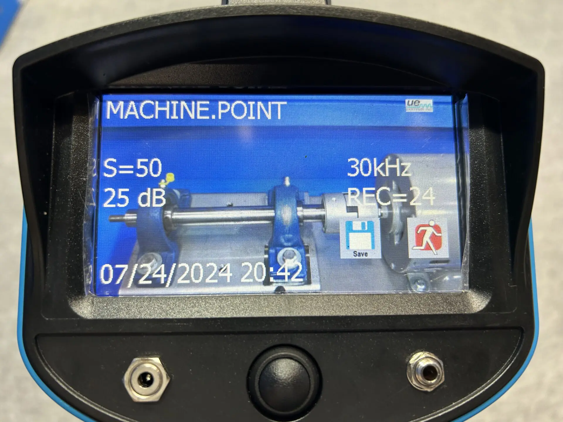 可搬型超音波設備診断装置『ULTRAPROBE®15000』 - 株式会社東北